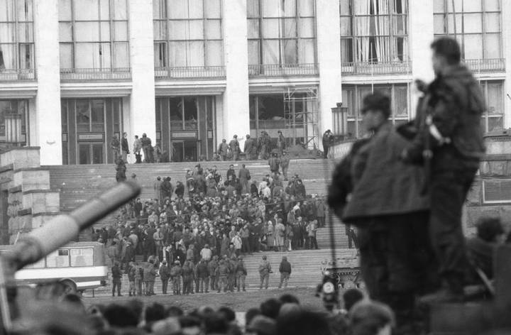 Тупик пробили танками