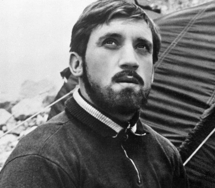 А в «Вечерке» было: «ВМ» увековечена в литературе и кино