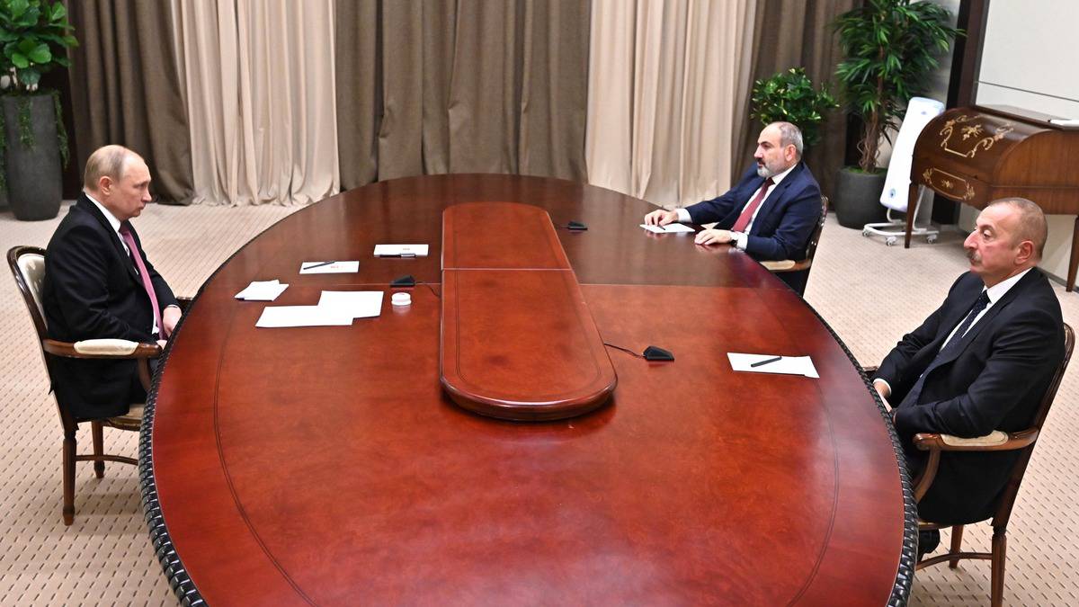 Путин договорился с Алиевым и Пашиняном о демаркации границы их стран