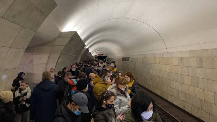 что случилось на станции белорусская сейчас. Смотреть фото что случилось на станции белорусская сейчас. Смотреть картинку что случилось на станции белорусская сейчас. Картинка про что случилось на станции белорусская сейчас. Фото что случилось на станции белорусская сейчас