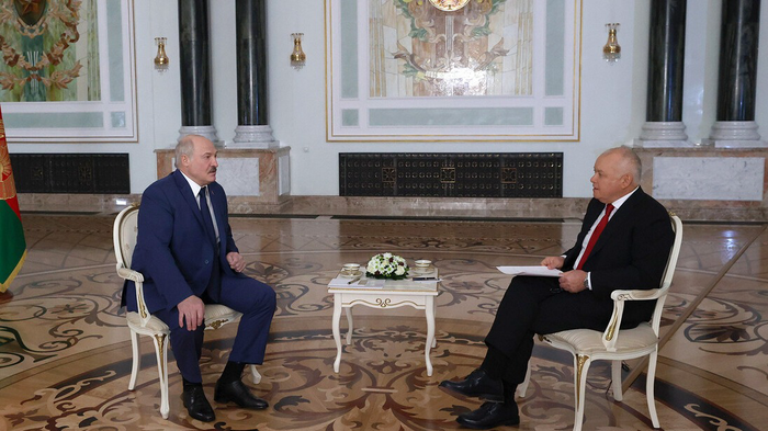 Лукашенко обозначил условие для начала полетов «Белавиа» в Крым