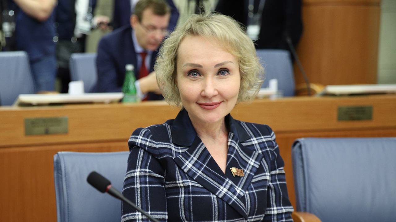 На фото депутат Московской городской Думы и главный врач городской поликлиники №3 Елена Самышина Фото: duma.mos.ru