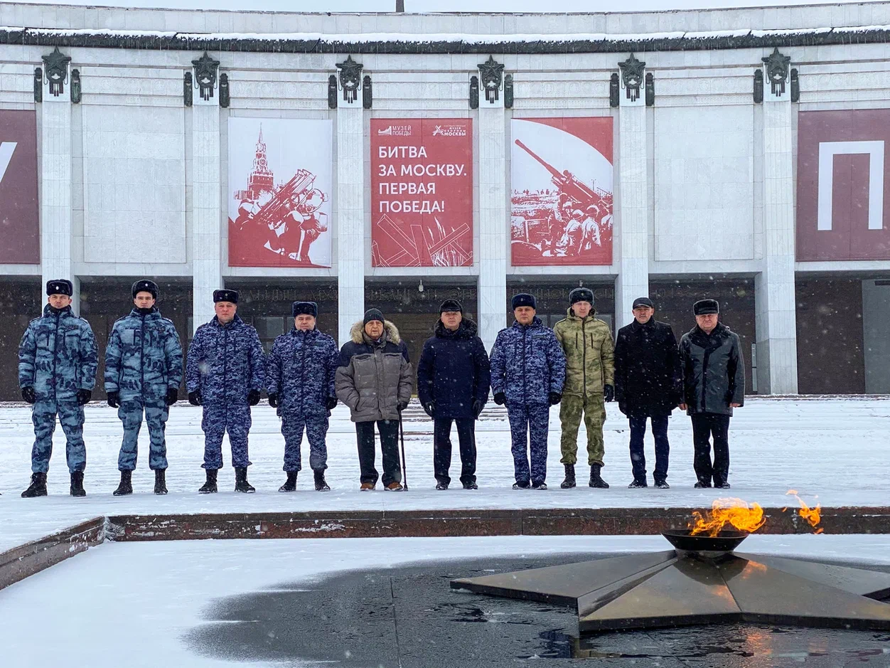 Росгвардейцы столицы почтили память павших в Битве за Москву