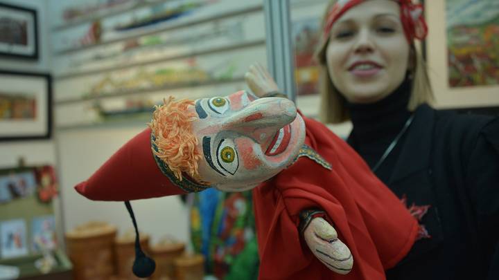 Выставка кукол в Гостином Дворе / Фото: Анна Малакмадзе / Вечерняя Москва
