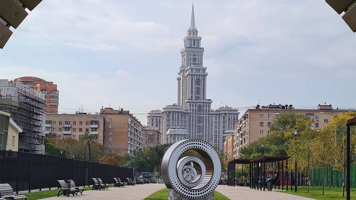 Парк у Амбулаторного пруда в районе Аэропорт после благоустройства / Фото: Денис Воронин / АГН Москва Парк у Амбулаторного пруда в районе Аэропорт после благоустройства / Фото: Денис Воронин / АГН Москва