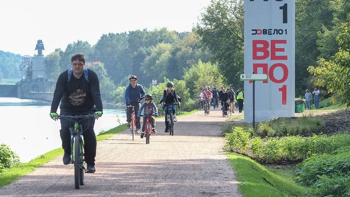 Открытие пилотного участка веломаршрута «Вело-1» из Москвы в Санкт-Петербург / Фото: Денис Гришкин / АГН Москва