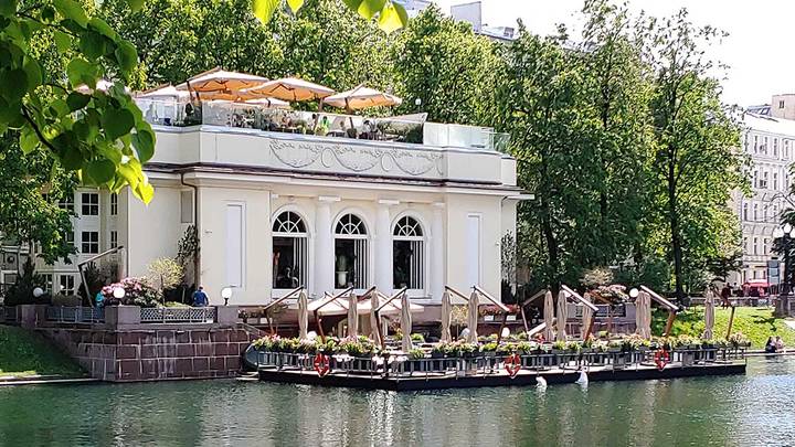 Павильон на Патриарших прудах после реконструкции / Фото: Мобильный репортер / АГН Москва Павильон на Патриарших прудах после реконструкции / Фото: Мобильный репортер / АГН Москва