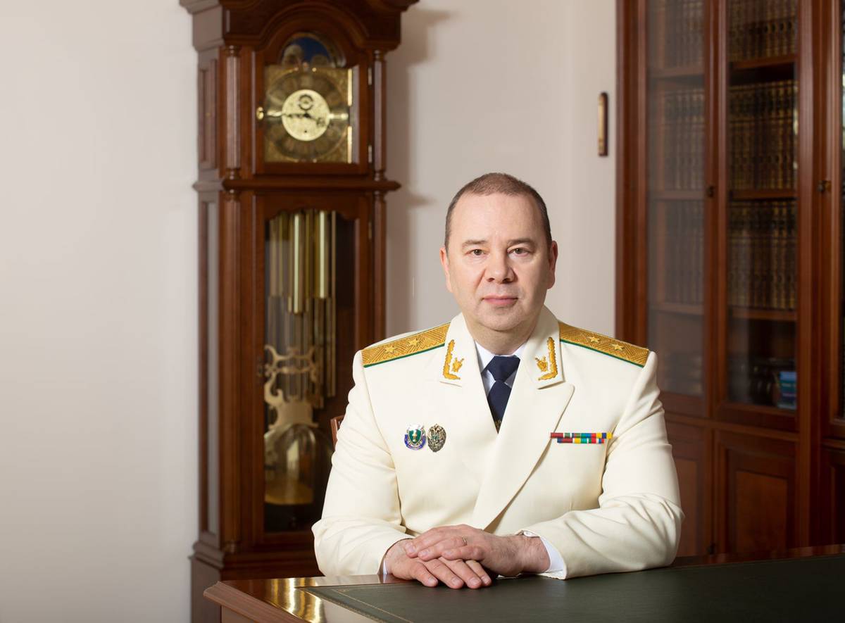 «Стараемся помочь каждому»: прокурор Москвы Попов рассказал о работе ведомства в честь юбилея