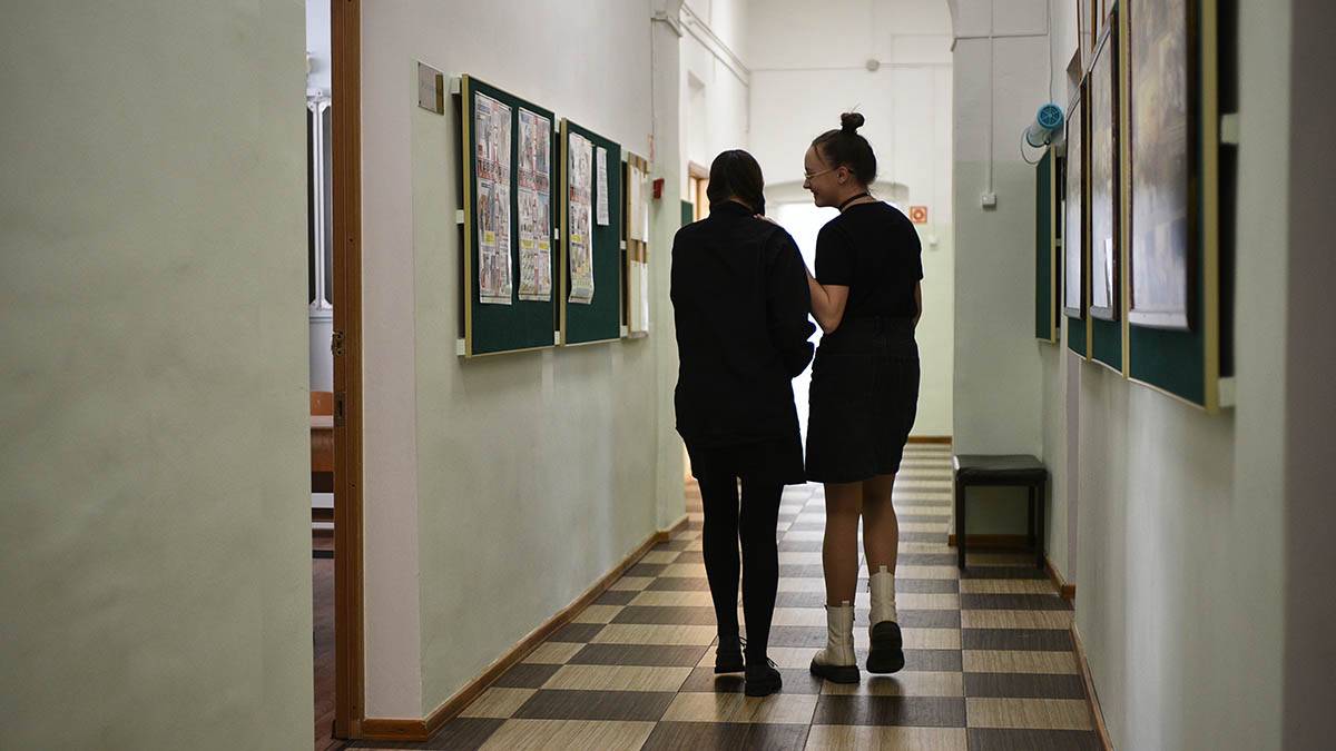 Школьников в Новосибирской области переведут на удаленку с 31 января