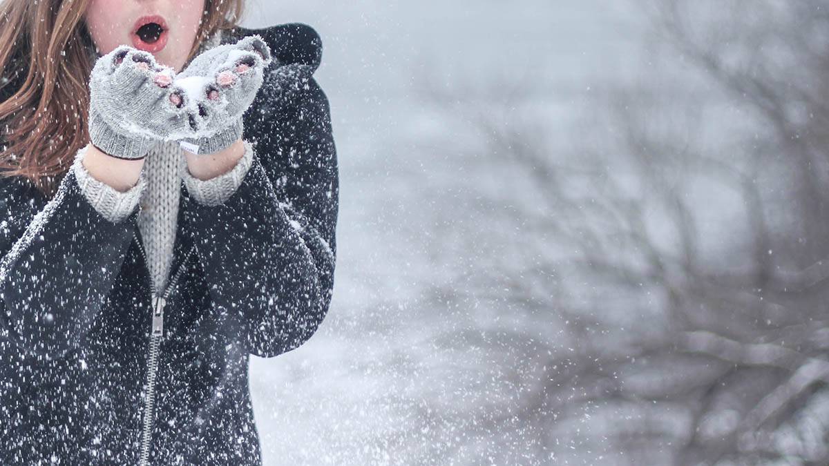 Лечит и калечит: как снег влияет на тело и душу