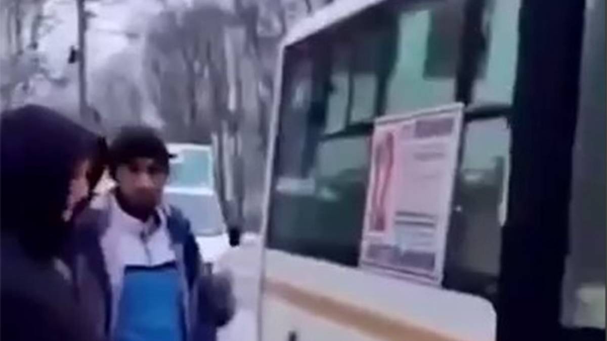 Водитель в Люберцах отказался везти школьника и выгнал его из маршрутки