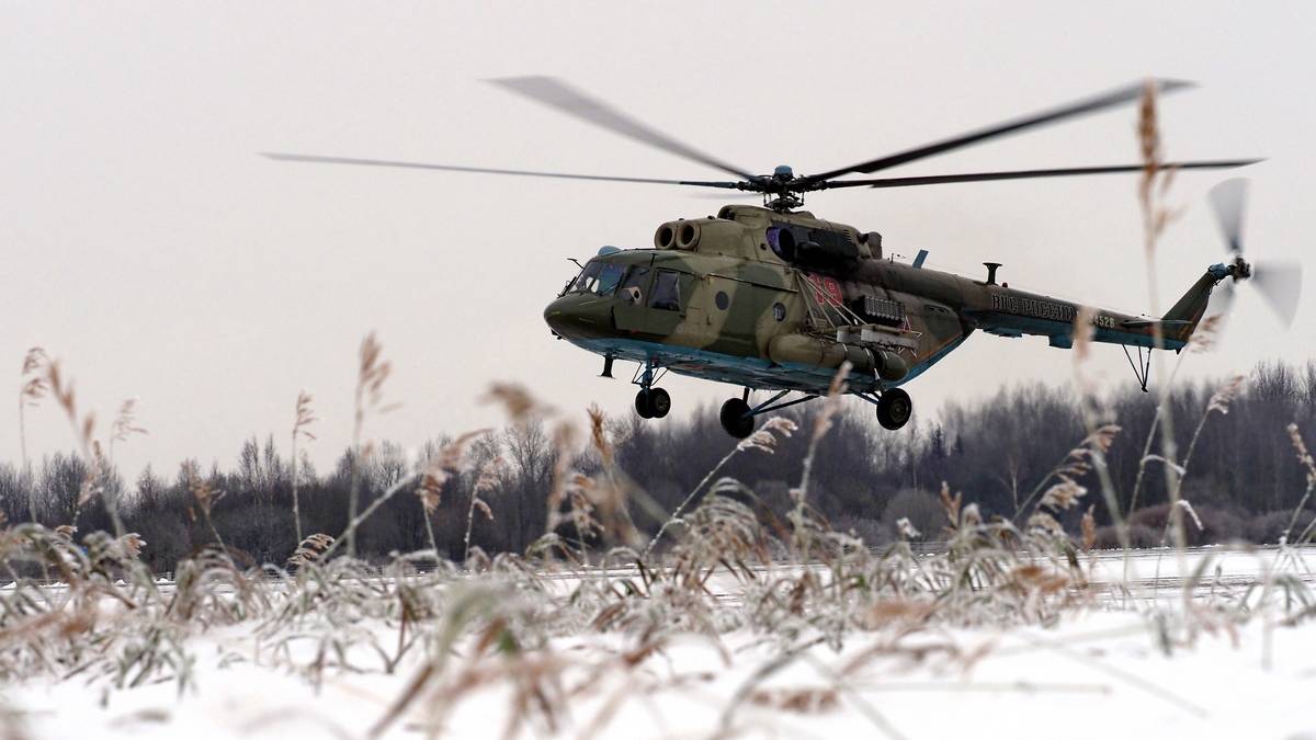 Один человек погиб при жесткой посадке Ми-8 в Ульяновской области