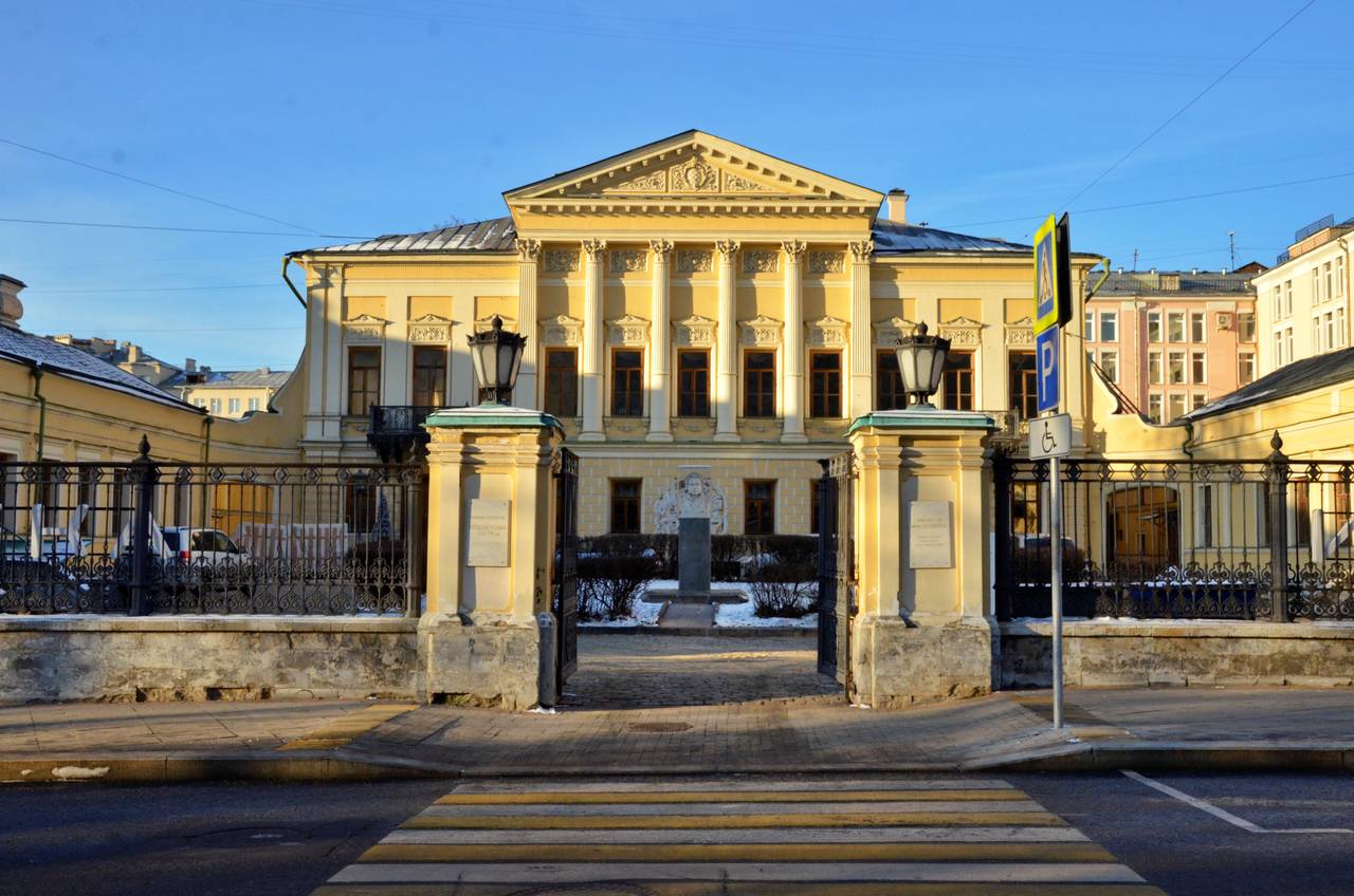Виртуальные путешествия по музеям мира проведут в Пушкинской библиотеке