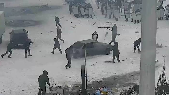 «Мать троих детей»: гражданка России погибла во время беспорядков в Жамбылской области