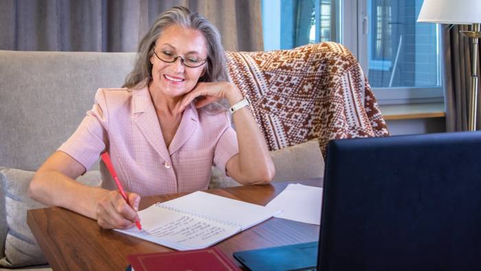 В «Московском долголетии» открыто более 70 литературных