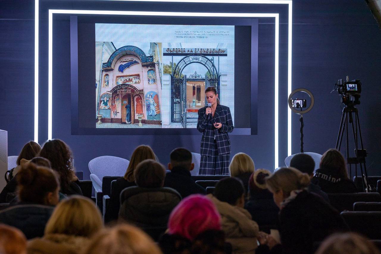Более 30 музеев и российских учебных заведений представят технологии современной реставрации объектов культуры, выполненные в различных техниках. Фото: сайт мэра Москвы 