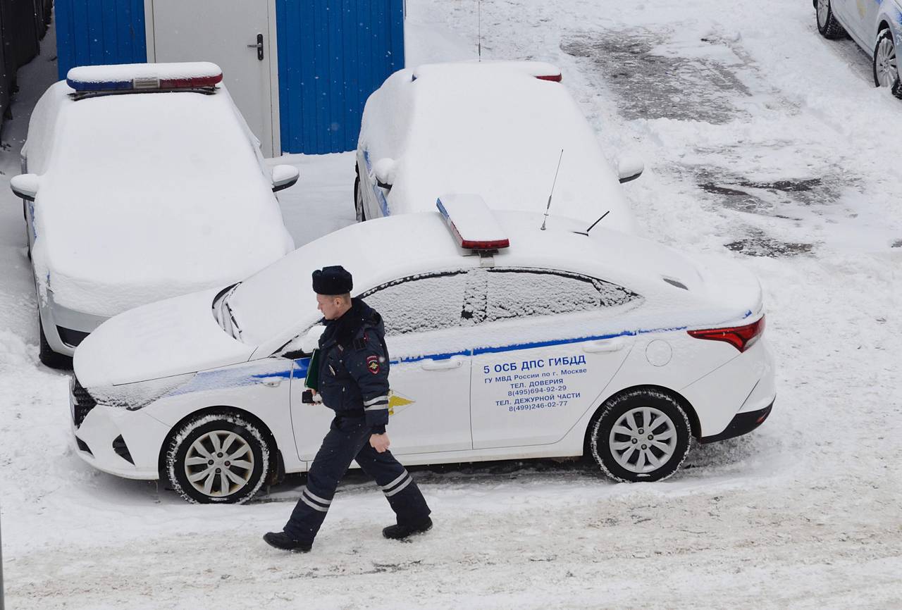 В Москве задержан подозреваемый в мошенничестве с обменом валюты, похитивший почти 14 млн рублей. Фото: Анна Быкова, «Вечерняя Москва»