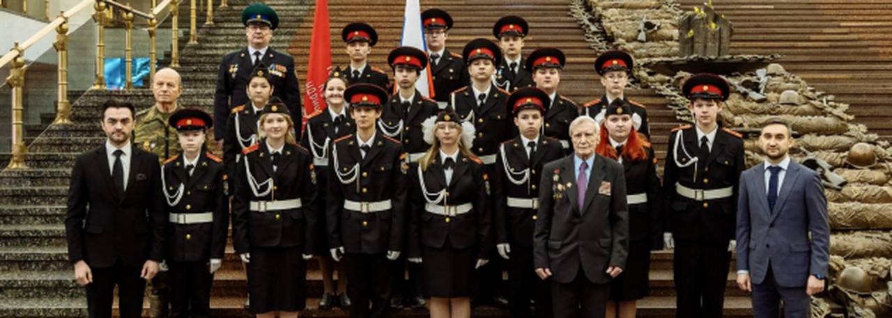 В Южном округе столицы ветераны ОВД проводят уроки мужества и патриотические встречи. Фото: пресс-служба УВД
