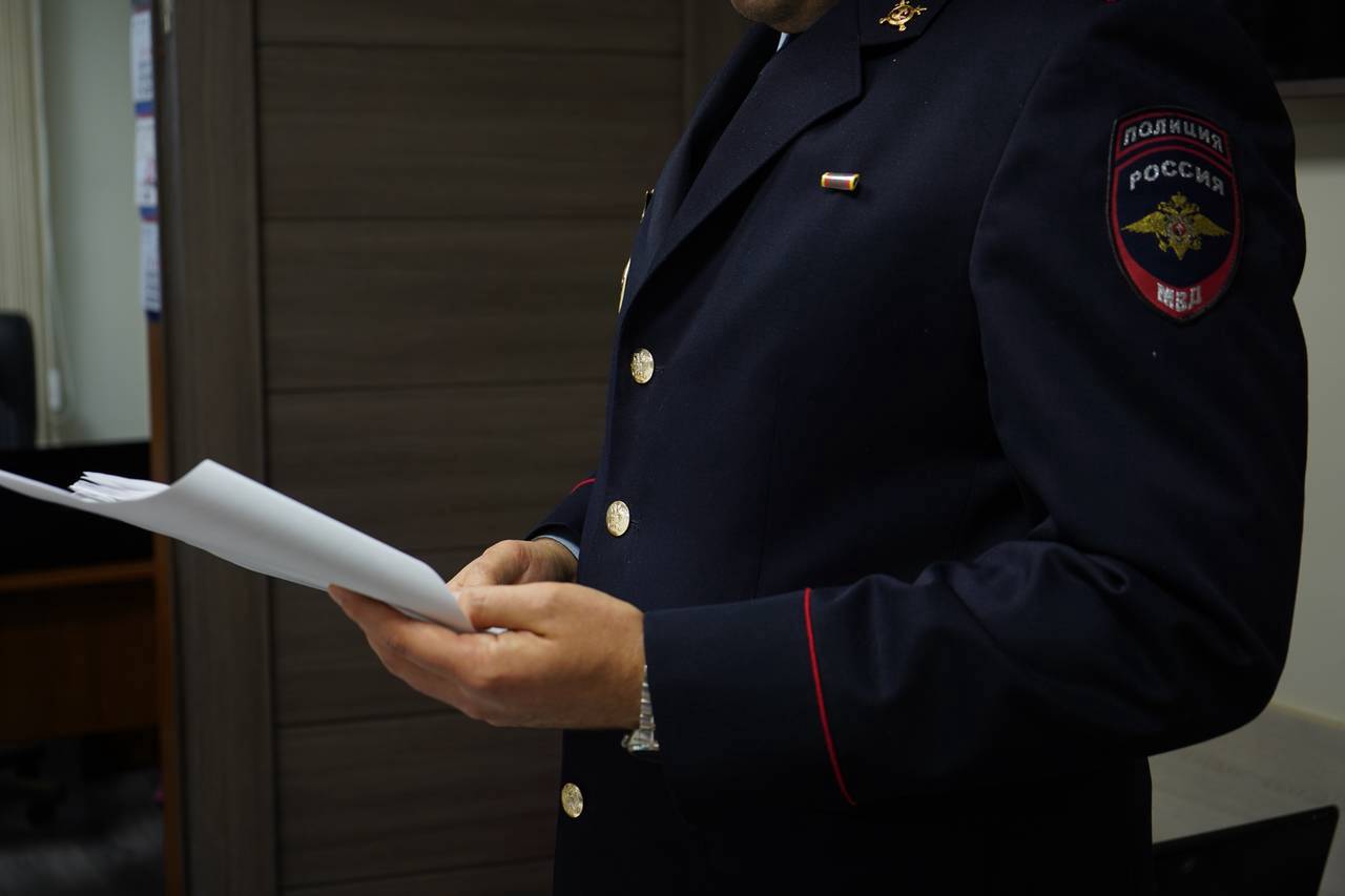 Оперативники Даниловского района г. Москвы задержали мужчину по подозрению в совершении противоправных действий. Фото: Анна Быкова, «Вечерняя Москва»