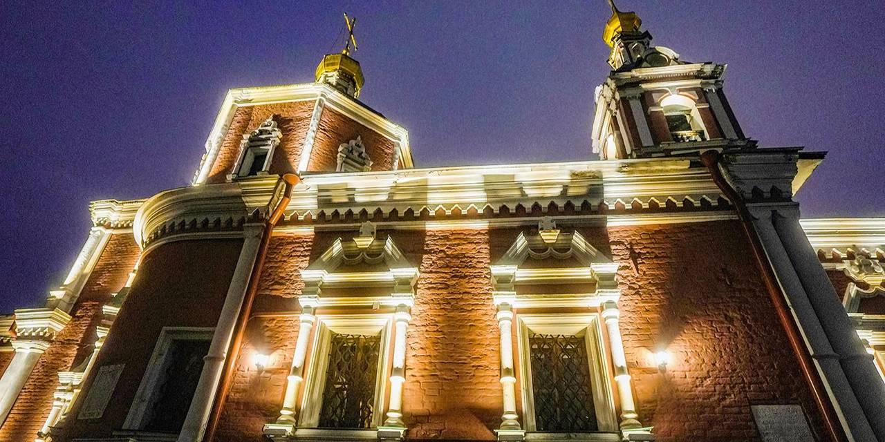 В ходе работ специалисты установили 100 современных осветительных приборов. Фото: пресс-служба комплекса городского хозяйства Москвы