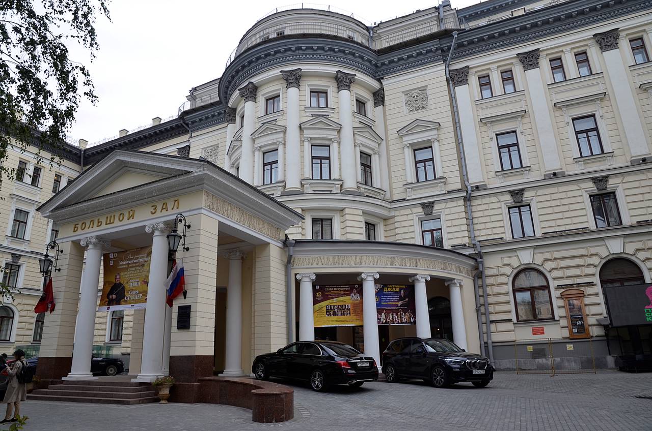 Барельеф станет напоминанием о таланте и заслугах Бэлы Руденко, которая внесла большой вклад в развитие музыки в стране. Фото: Анна Быкова, «Вечерняя Москва»