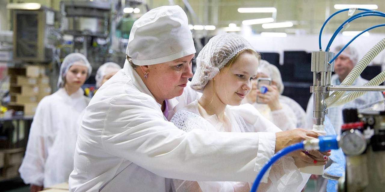 Впервые в проекте участвует Лефортовский фарфоровый завод. Фото: пресс-служба Департамента предпринимательства и инновационного развития города Москвы