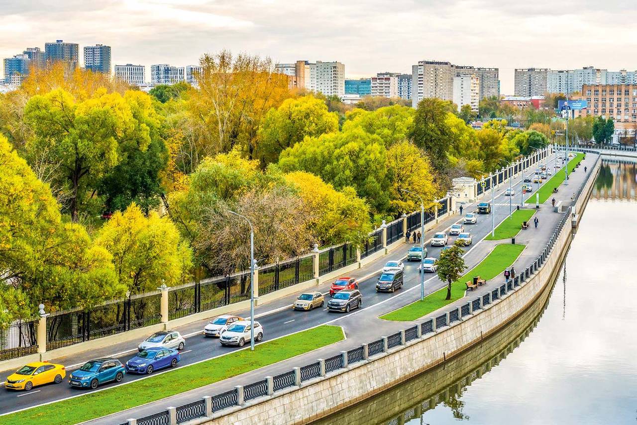 В рамках благоустройства в 2025 году создали единый пешеходный машрут, протяженность которого составила 11,4 километра. Фото: пресс-служба Комплекса городского хозяйства Москвы