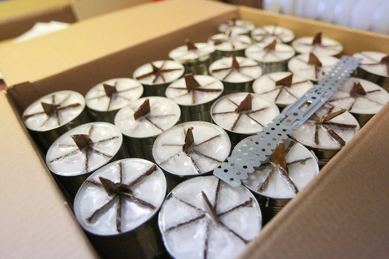 Волонтеры севера столицы отправляют в зону СВО гумпомощь и письма. Фото: пресс-служба префектуры Северного административного округа города Москвы