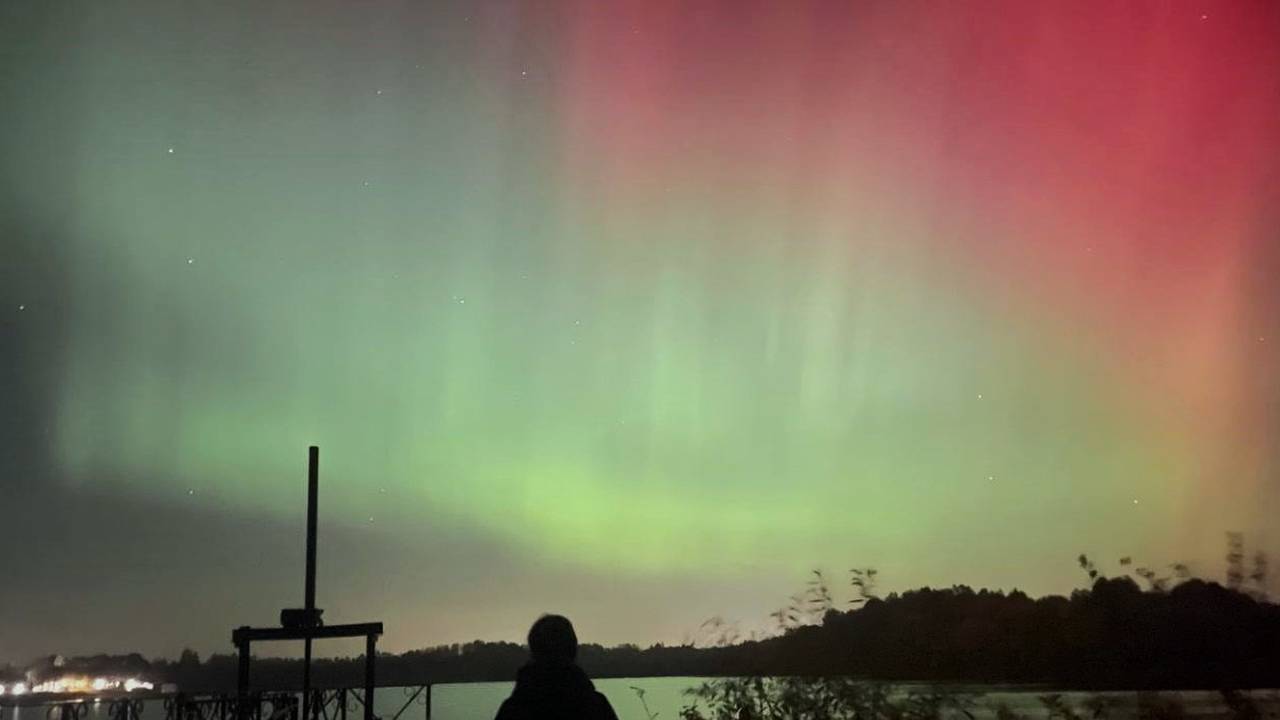 По предварительным расчетам, шанс увидеть северное сияние в Москве и центральной части страны составляет около 20 процентов. Фото: архив, «Вечерняя Москва»