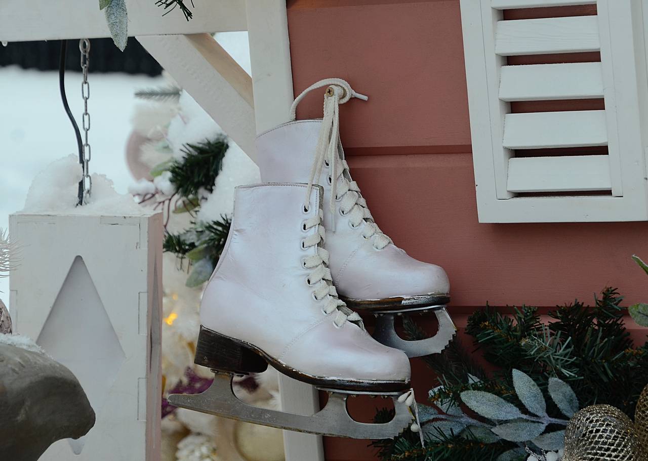 В «Лужниках» программа начнется в 14:30 с викторин и конкурсов, а завершится концертом. Фото: Анна Быкова, «Вечерняя Москва»