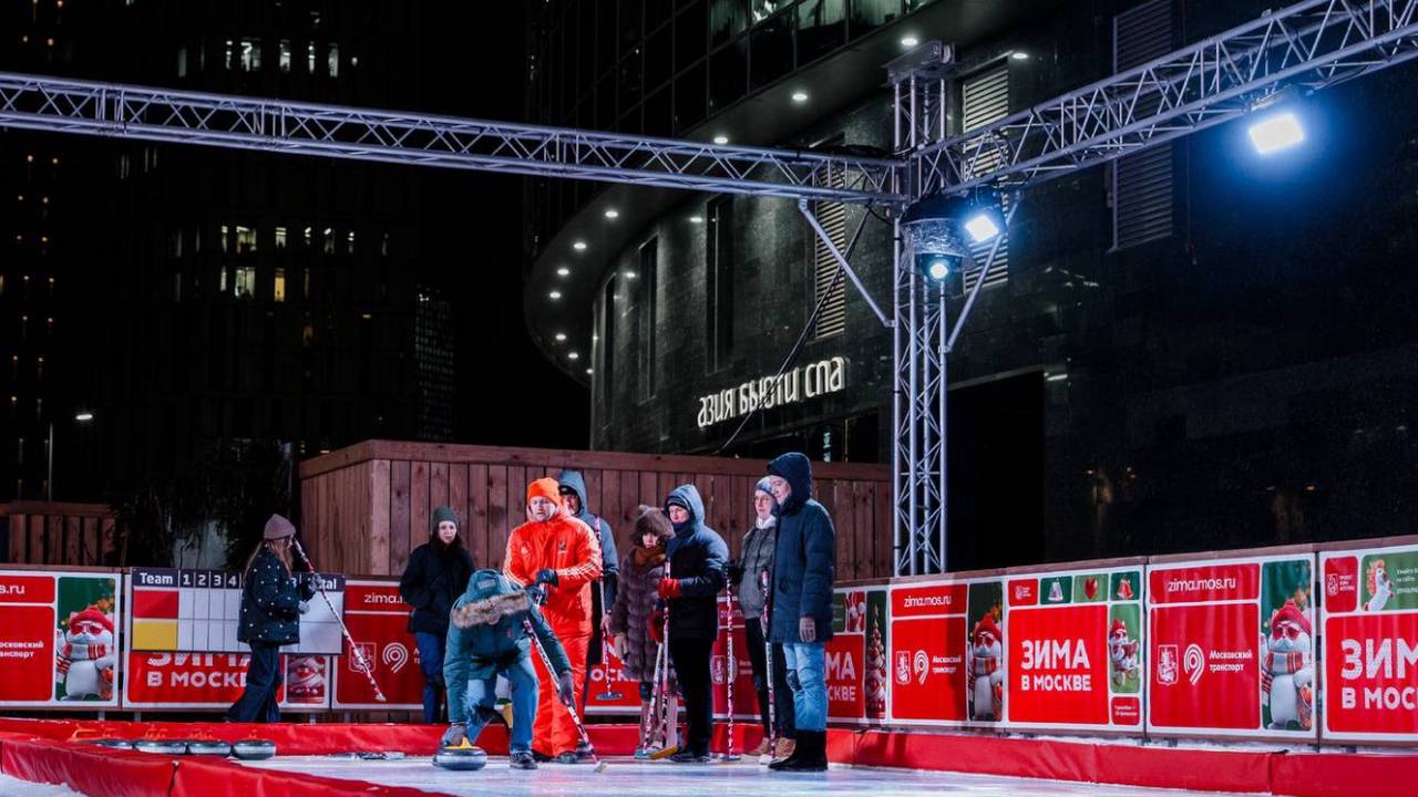 Посетители смогут сыграть игру под руководством тренера. Фото: Telegram-канал Дептранса