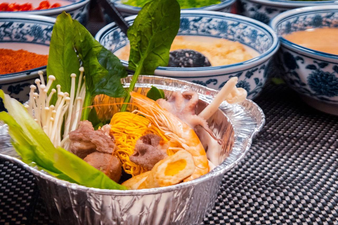 Традиционные угощения стали одним из главных составляющих праздника. Фото: пресс-служба Департамента торговли и услуг города Москвы